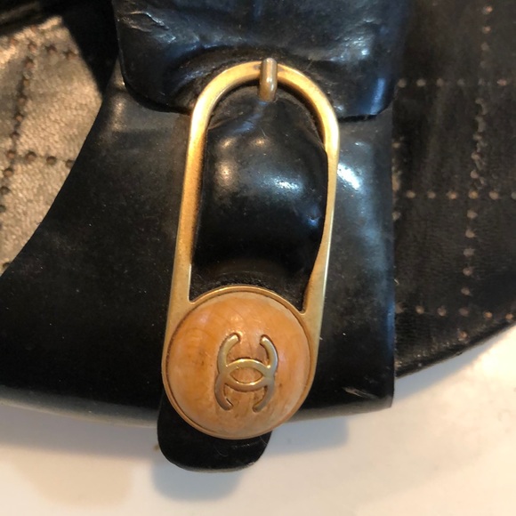 Chanel shoes size 8 - Picture 6 of 6